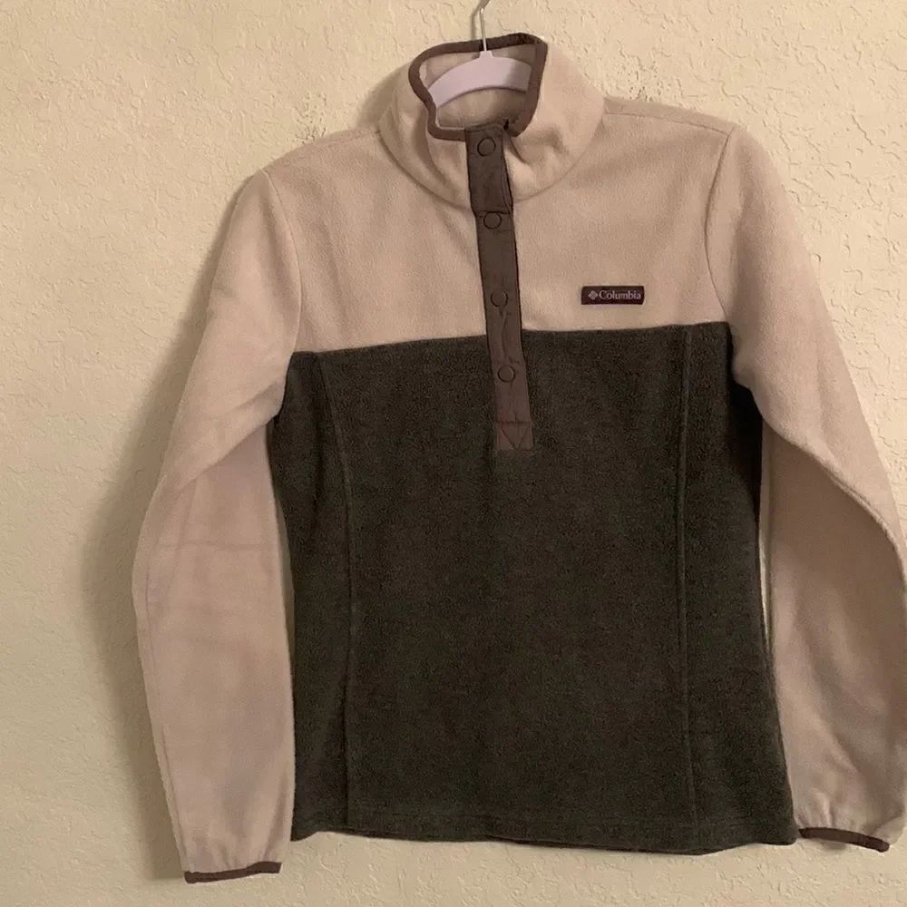 Columbia Lightweight Pullover Sweater Size XS